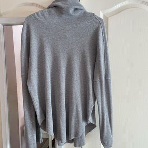 Aritzia TNA Long Sleeve Turtle Neck